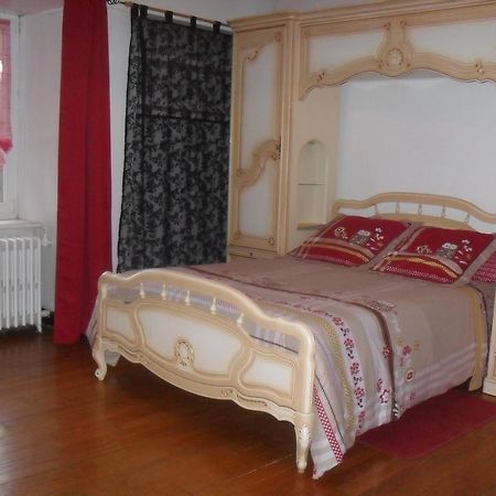Gite De Peche Saint-Ellier-du-Maine Номер фото